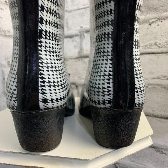 Daily Shoes Plaid Western Pointed Toe Rubber Rain Boots - Picture 8 of 10